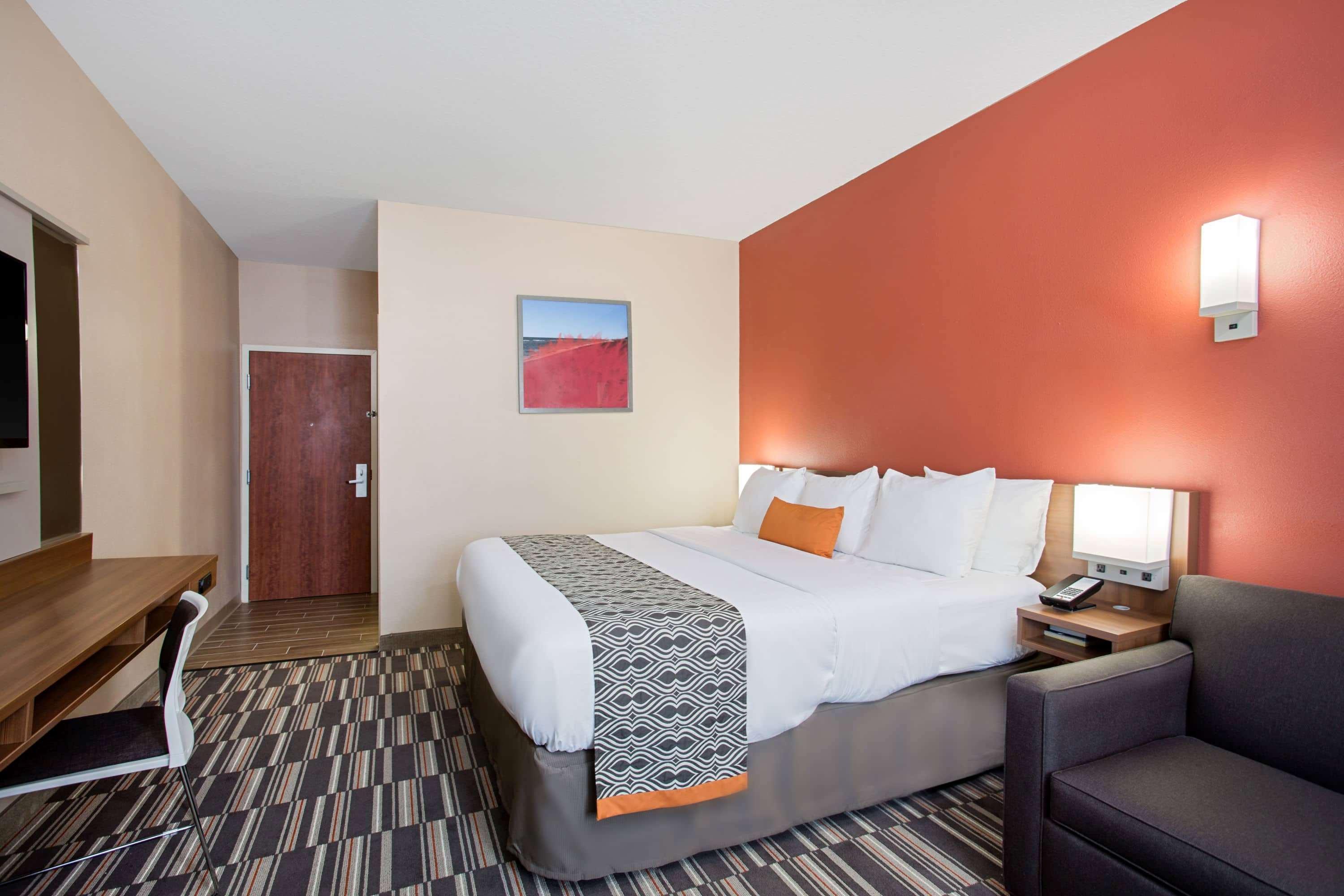 Microtel Inn & Suites By Wyndham וולטרבורו מראה חיצוני תמונה