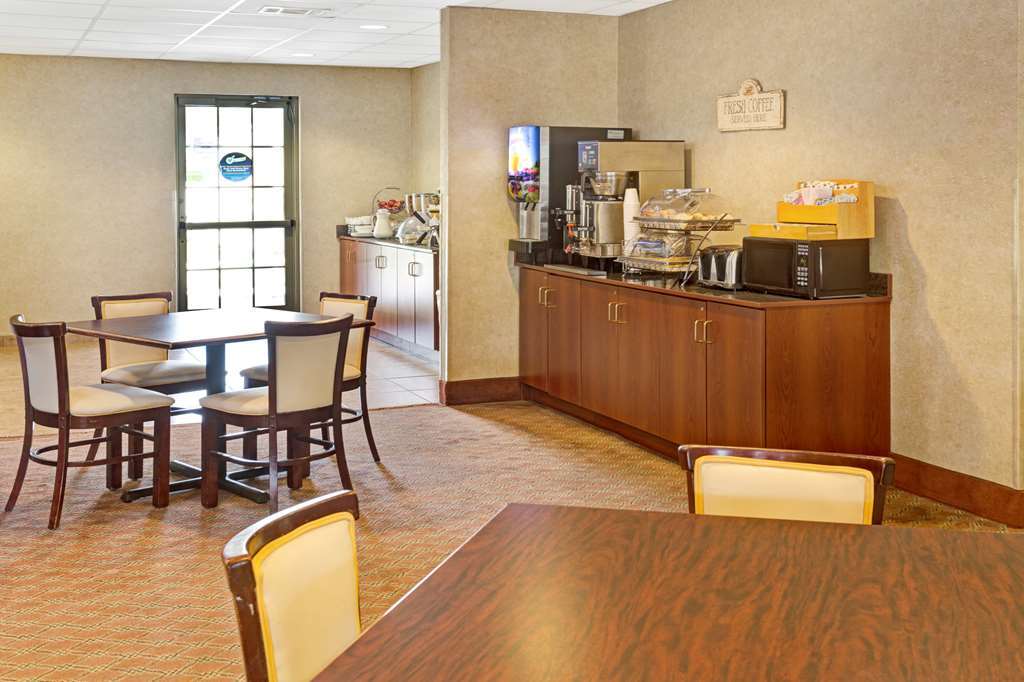 Microtel Inn & Suites By Wyndham וולטרבורו מתקנים תמונה